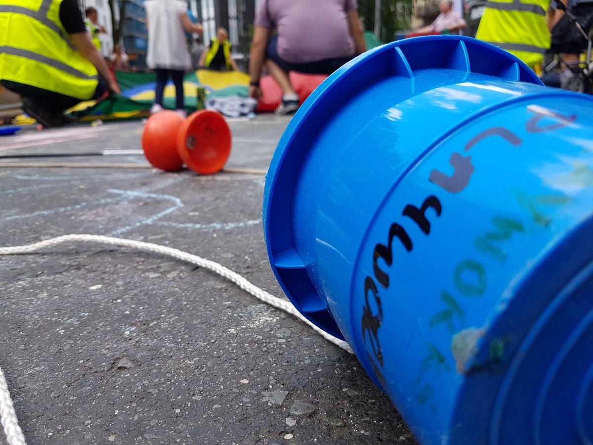 PlayWorksNottm's tweet photo. We had so fun today at the launch of #playingoutnottingham. Thanks to everyone that came :) If you want orgainse a playing out session in your neighbourhood let us know! @PlayWorksNottm #WeSayItsGoodToPlay https://t.co/SW8v3kSWBx