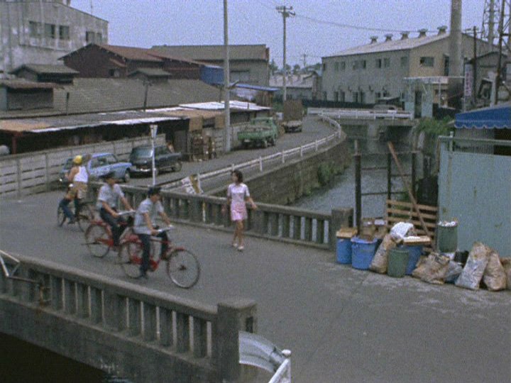 Tsuzuki 帰ってきたウルトラマン 第22話 この怪獣は俺が殺る ロケ地 烏山川緑道 T Co S8al1ot9fe