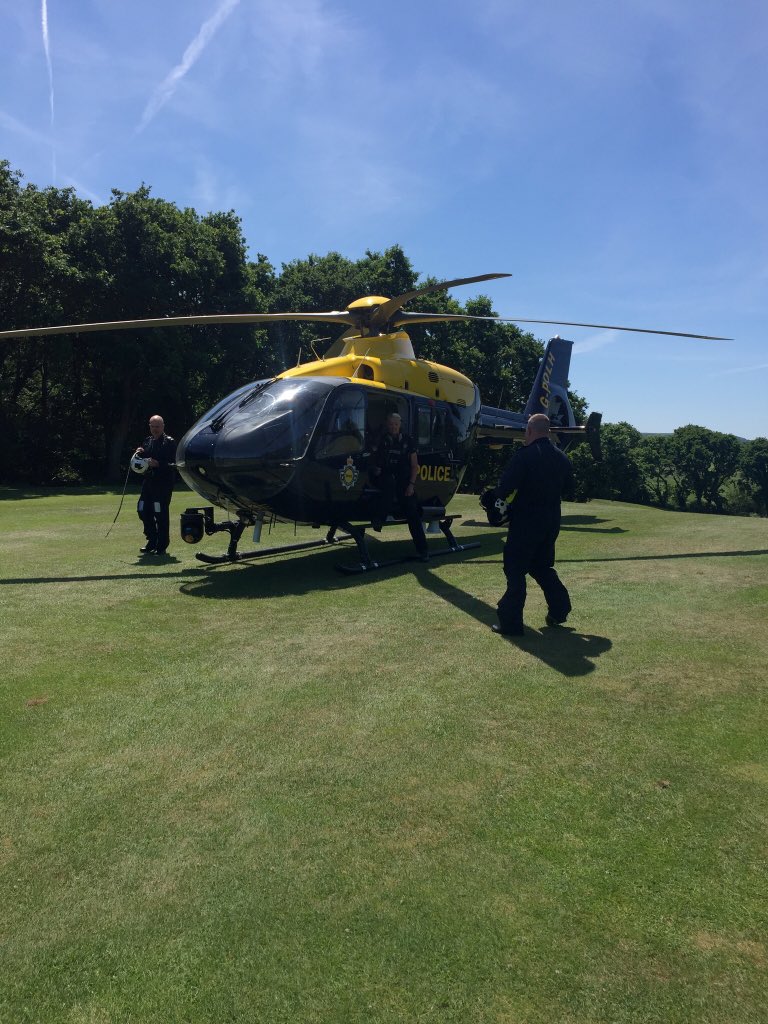 peter_hammond's tweet photo. Unusual hazard on the course today!!! @SSGOLFCLUB #luckguy!!! https://t.co/T6paj6Pk4G