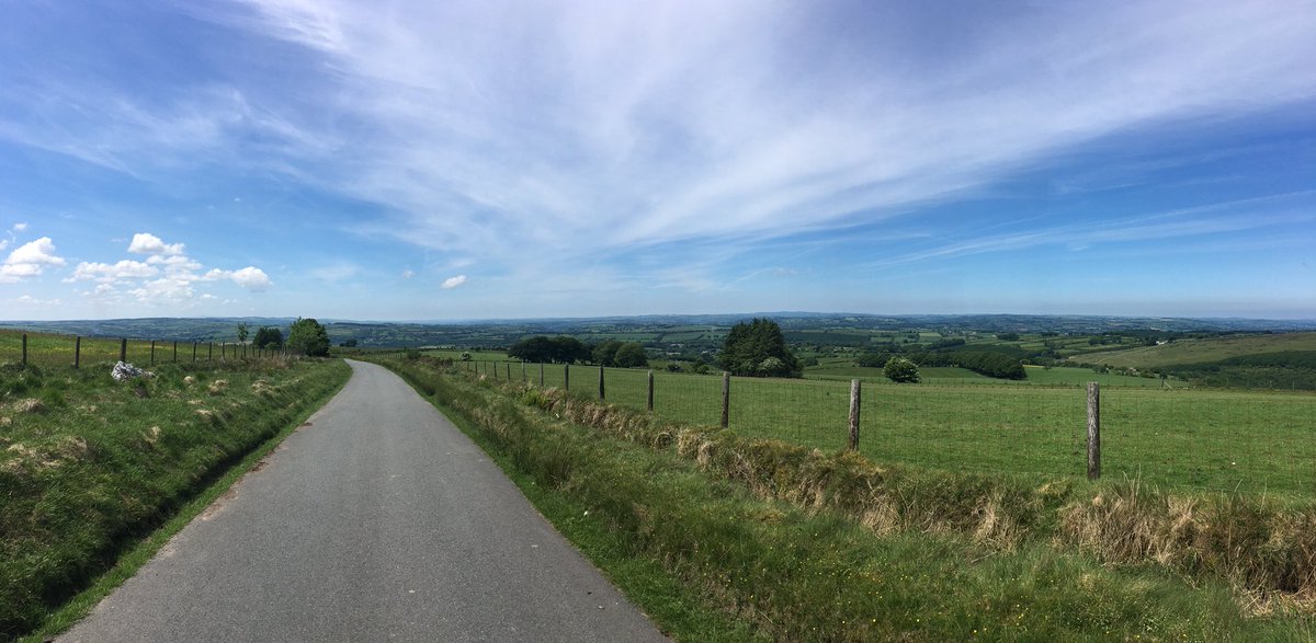 keystoneandlime's tweet photo. Loving being back in beautiful Wales for a couple of weeks 😍 #lovewales #beauty #welshsummer #keystonewales #letthesunshine https://t.co/wiVeOgxPeL