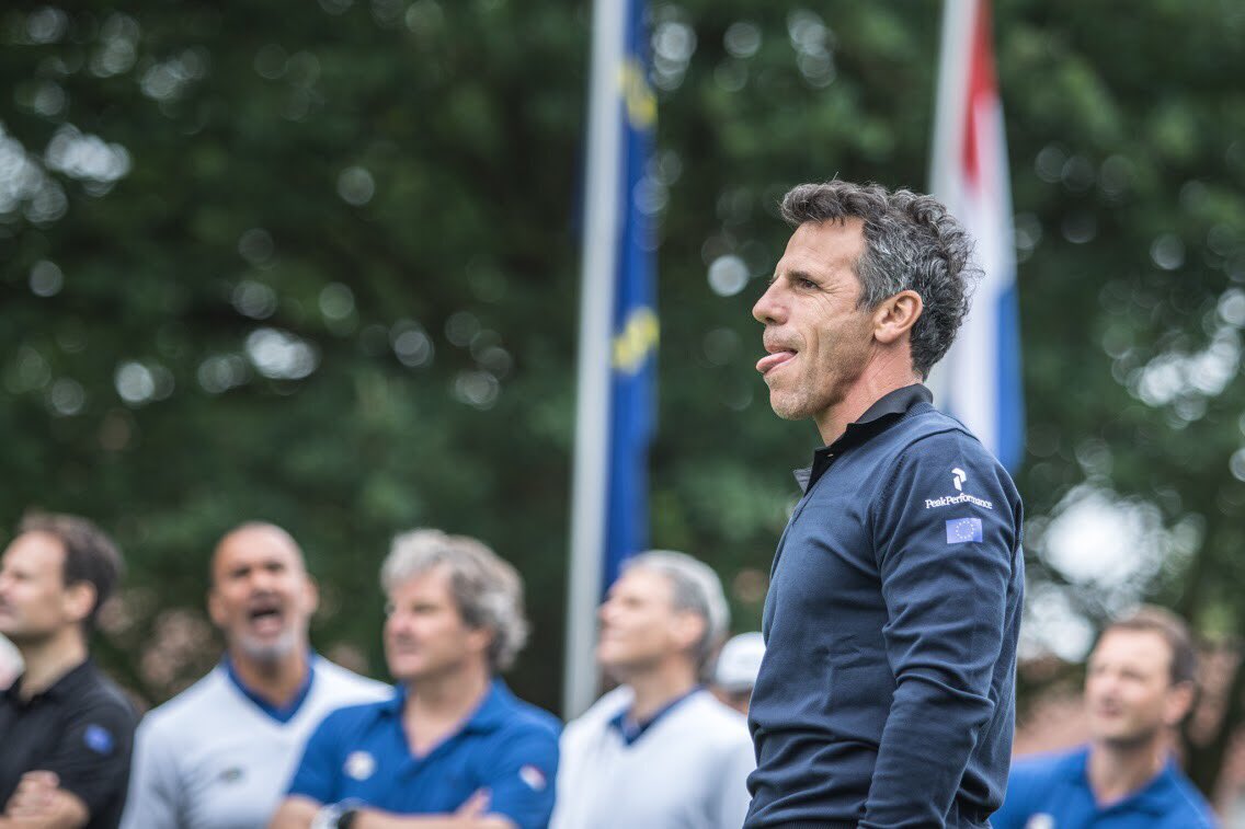 Golfnl's tweet photo. ‘Ze hebben hun best gedaan, maar wij waren gewoon weer een stukje beter’, aldus de winnende captain Gianfranco Zola van Team Europe #INGGolfweek #LegendsGolfTrophy ⛳️🏆 https://t.co/H3T2DELy7q