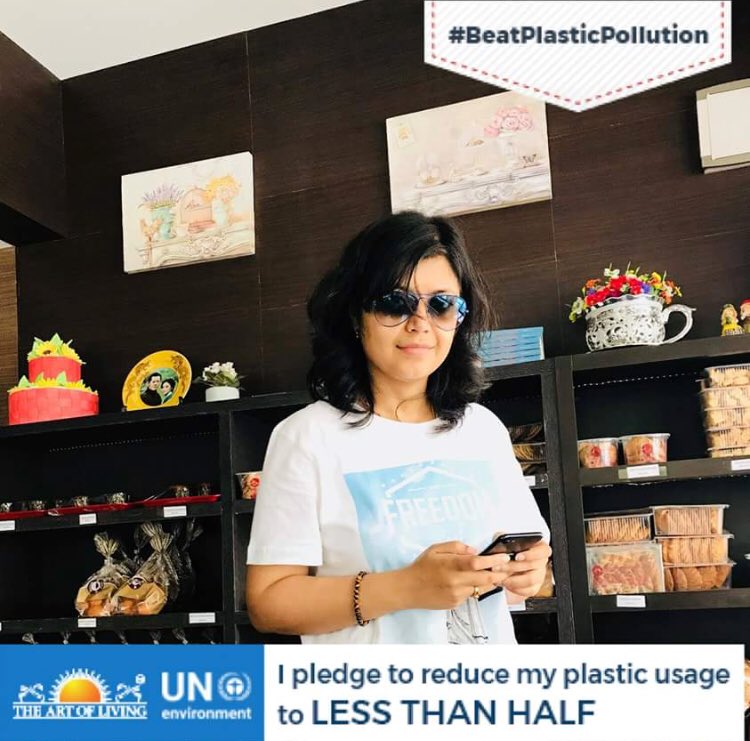 shreyaspace's tweet photo. This #WorldEnvironmentDay, I pledge to reduce using plastic by less than half.I urge everyone to take this small step for a better world!
Reduce or reuse!!
#BeatPlasticPollution #environmentninja #artofliving #SayNoToPlastic #BeTheChange https://t.co/SVf7TA65ln