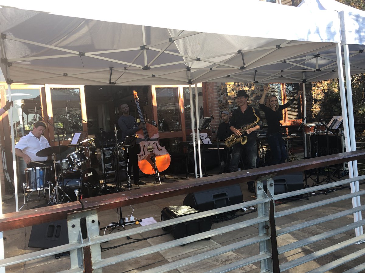 EduardhdeLange's tweet photo. Today once again with @FunkDJazz . Great Venue, Great Food and Great Band!!!!ππ #SoundGP #Soundcraft #JBL https://t.co/xMopBlAvz6