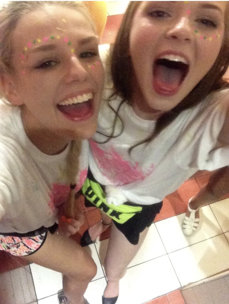 siansaundersx's tweet photo. Happy 21st Birthday my hun @charlottekatiew hope you have the best day! Love you lots 💘💘💘 https://t.co/OpBMCUmnoV