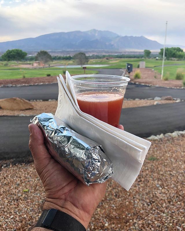 kjfsix9's tweet photo. After another killer #bottleshare last night, it’s time to gear up for the @nm_beer #golf tournament to cap off #abqbeerweek #burrito #chelada #Albuquerque #NM #nmbeer #Burque #DukeCity #ABQ #TrueABQ #VisitABQ #PictureABQ #craftbeer #Beerstagram #beertog… https://t.co/SKFVSb321P https://t.co/wewiWCwO5w