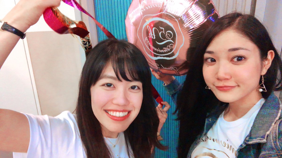 hiromoru_k's tweet photo. 奈美恵ちゃん25年間お疲れ様でした！！
「これだけは忘れないで。THANK YOU. I ♡ FAN.」あの演出には感動したし、奈美恵ちゃんの愛を感じた💓
麻衣ちゃんこれからも毎年奈美恵DAYを作って、たくさん楽しいことしようね♪
最高に幸せなLIVEでした🙈💕 https://t.co/AvqrALn4bV