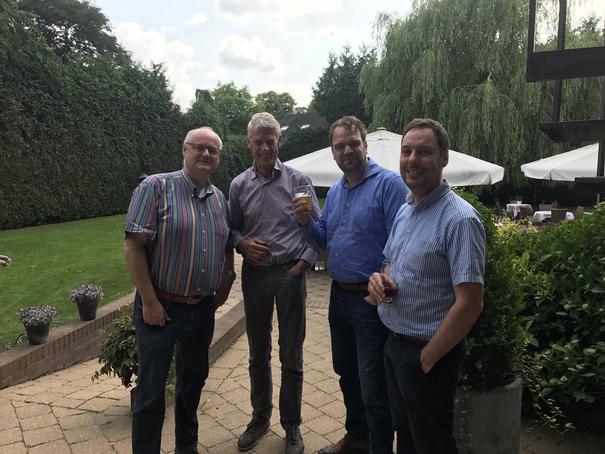 vanmeijl's tweet photo. Prettige ondehandelingen coalitie in een zonnig @GemEersel @ED_Regio https://t.co/VqHjUkeUyG