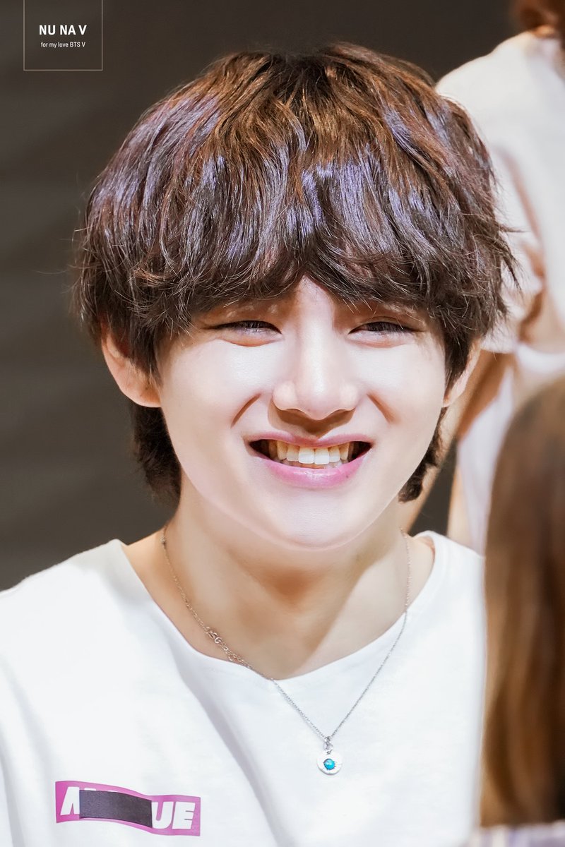_nuna_V's tweet photo. 180603 여의도 팬싸인회
우리 태형이 왜 이렇게 귀여워~~?
#이삐사진전 #태형 #태태 #뷔 #방탄소년단 #BTS 
@BTS_twt https://t.co/P8ufCXz4Gr