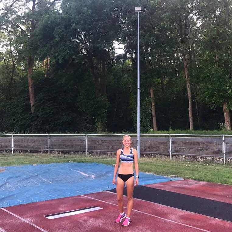 cherisesims_'s tweet photo. Big smiles for another 3000m steeple PB and win at the Sparkasse Regensburg gala in Germany.
I know I can still go so much faster but so thankful to see where I have come from and where I'm headed 
#regensburg #steeplechase #pb #thankful #shortstanonpoint #germany #trackandfield https://t.co/4CuymO7ybd
