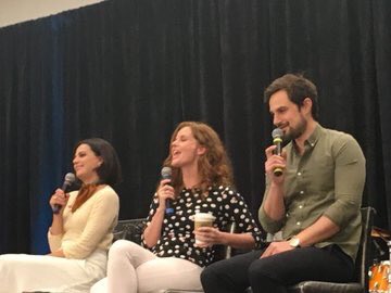 RebeccaMaderBR's tweet photo. 📸 • Três bebês lindos e felizes no painel de hoje 💕 — Via @goldforever23  #OUATORL https://t.co/xMH7xxU2tZ