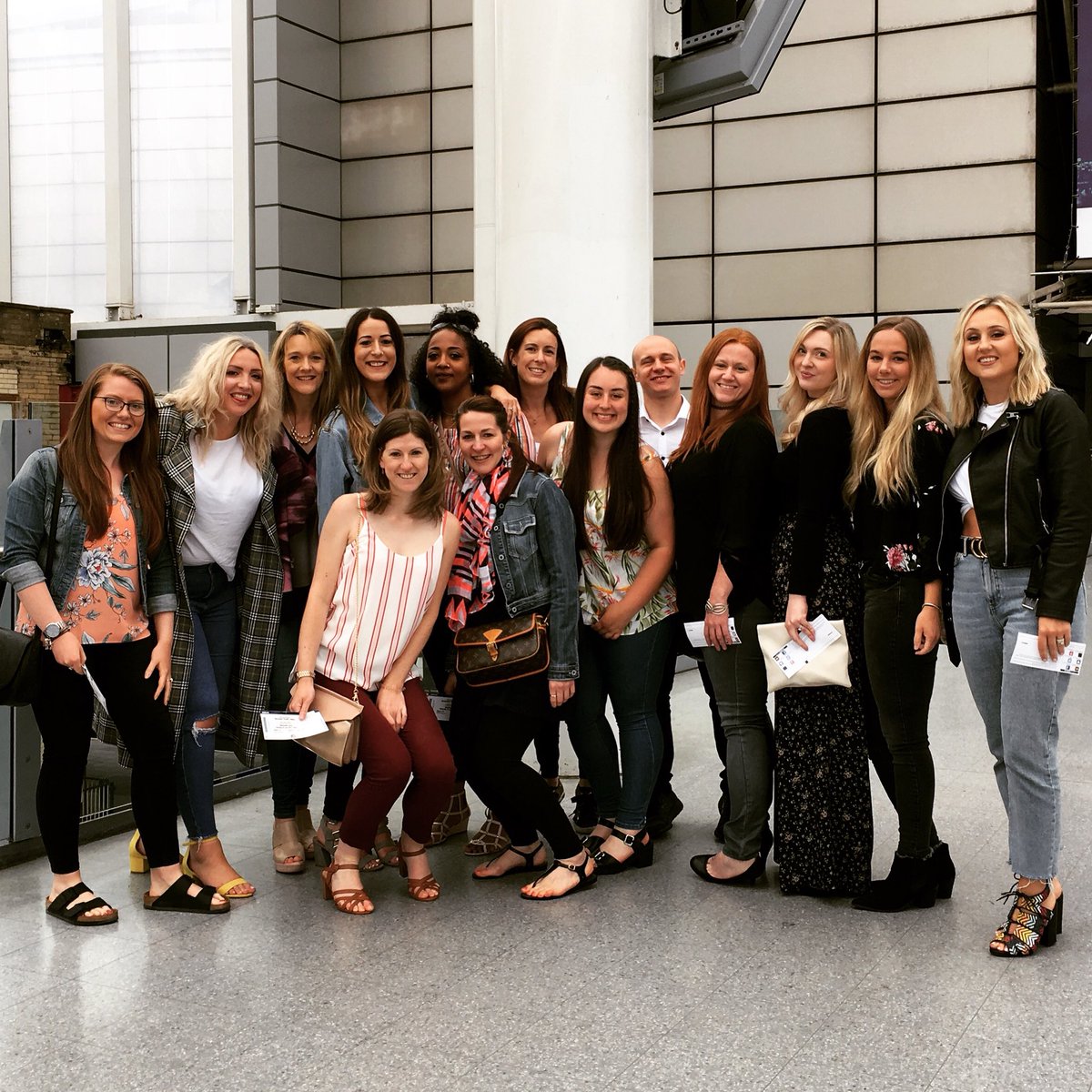 MarsdenNetball's tweet image. Our squad had a top day out yesterday watching @thundernetball take on @Wasps_Netball 🏐 #NetballFamily @NetballSL