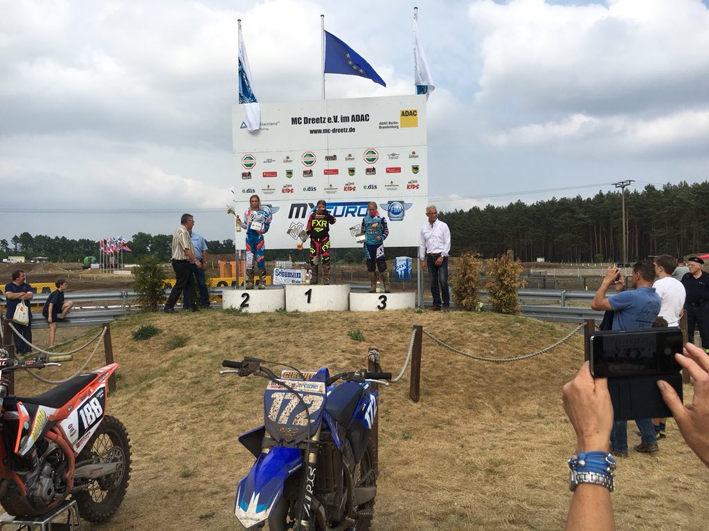 Podium EMX dames met <a href="/KNMV/">KNMV</a> coureurs Shana vd Vlist en Lynn Valk !