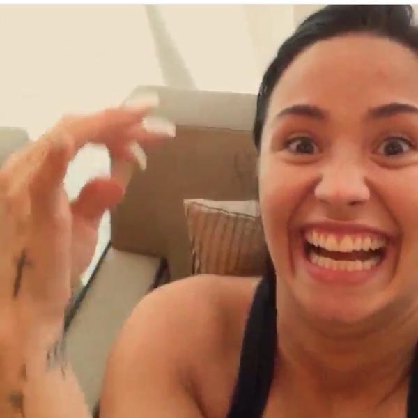 demisoulz's tweet photo. we love everything in u baby garl #WeLoveYouDemi https://t.co/hMfCYeTn6Y