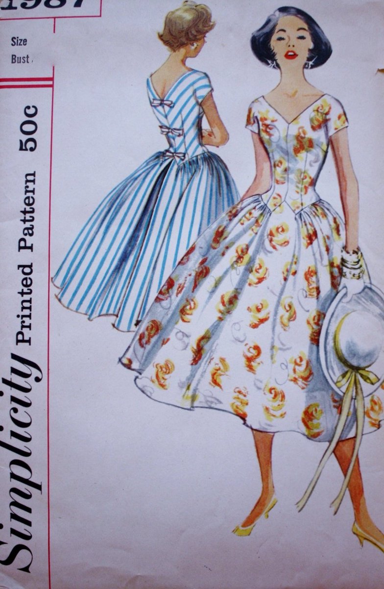 1950s Full Skirted Dress Pattern, Simplicity 1987 Vintage Sewing Pattern, Bust 31.5 tuppu.net/57baee1e #Etsy #BluetreeSewingStudio #50sPartyDress