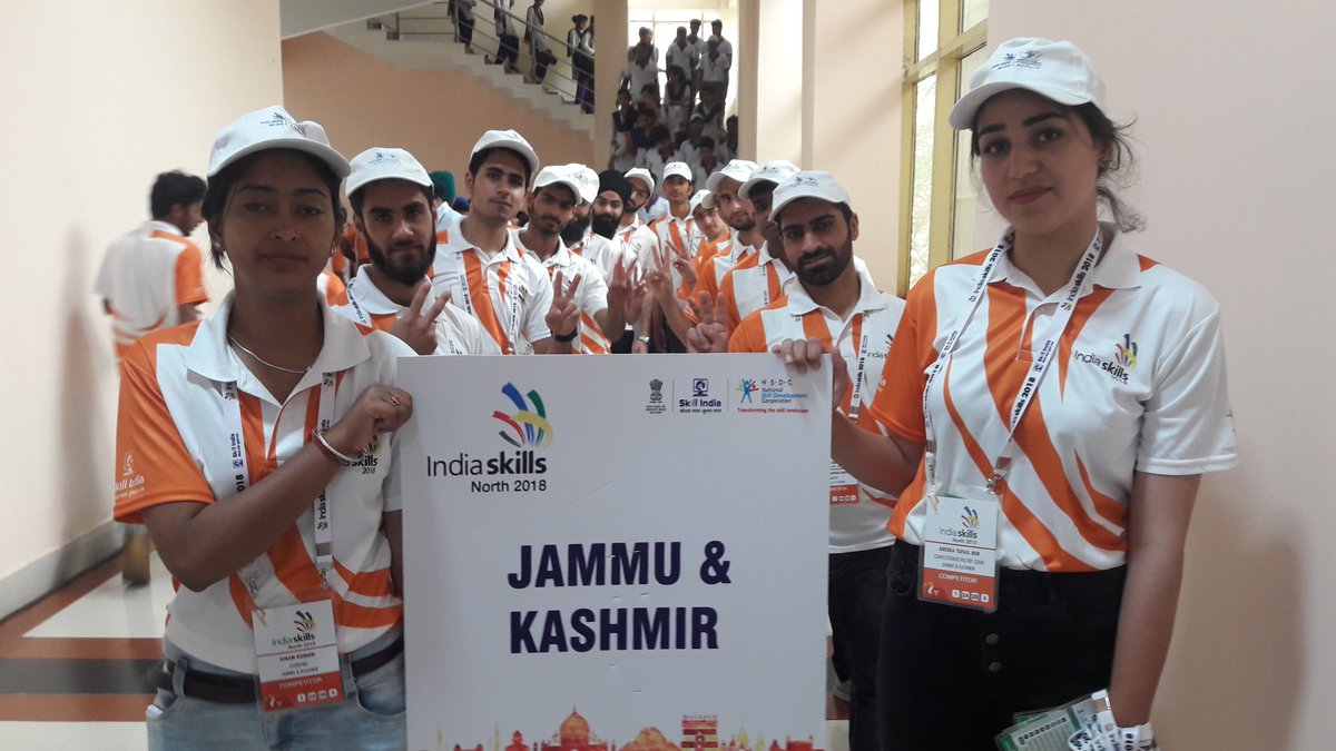 JkInfo_Tech_Min's tweet photo. J&amp;K has qualified for World Skills India National Competition with at least five of its competitors in mobile robotics, mechanical CAD, graphic designing, patisserie &amp; confectionary trades winning accolades and critical acclaim at 3-day regional competition held in Lucknow, UP https://t.co/AmFoh7RLI4
