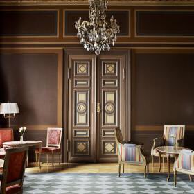 2NMPConcept's tweet image. #architecturevdesign With a rich 140-year history, the Grand Hôtel Stockholm, opposite the Royal Palace &amp;amp; Old Town on the charming Swedish city&apos;s waterfront, is recognized as a &quot;Harper Classic&quot; hotel. #grandhotelstockhom #architecturehistory #hospitalitydesign #swedish #esthetic