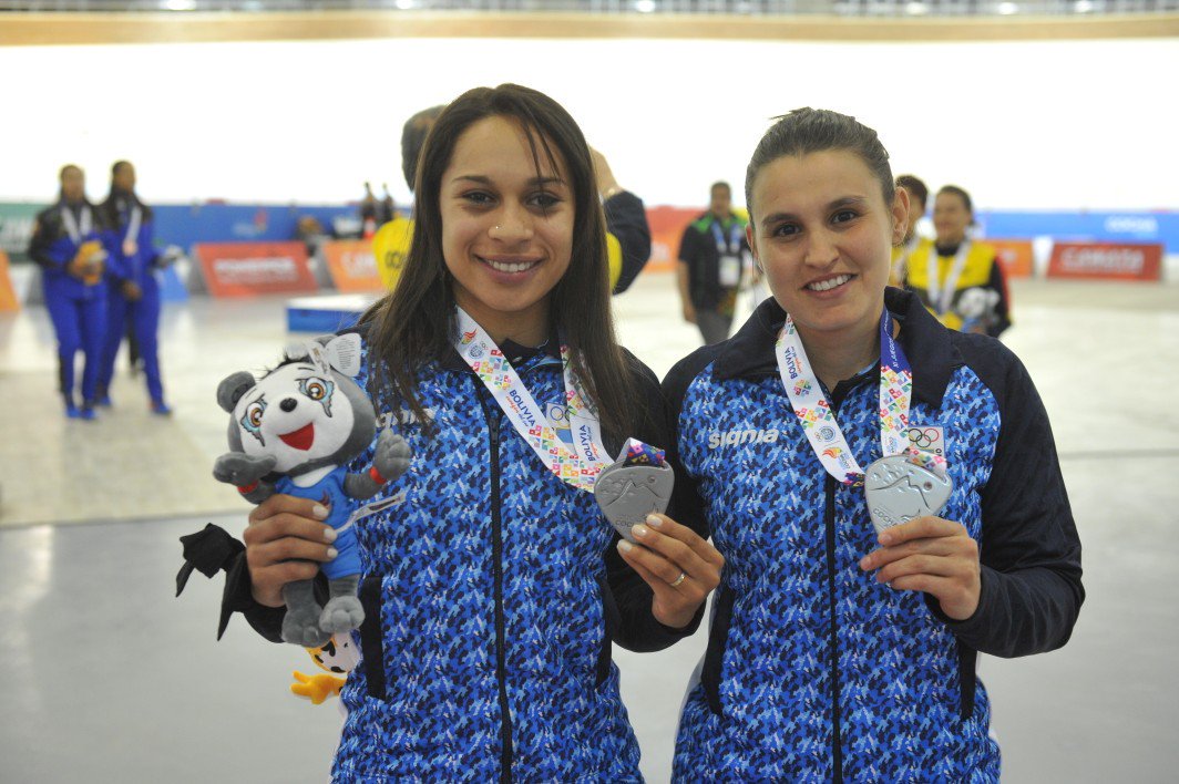5AResultados's tweet photo. #Odesur En #CiclismoPista 🚴‍♀️, 🇦🇷 totalizó 6⃣ medallas 🏅

🥇Omnium - @CristinaGreve 
🥈Velocidad por equipos - @Nati_Vera32 y @marianabmx80 
🥈Madison - @TomasContte e Iván Ruiz
🥉Velocidad - Vera 
🥉Keirin - @leandrobottasso 
🥉Madison - Greve y @MariAguirre01 https://t.co/Q4TlOACD1g