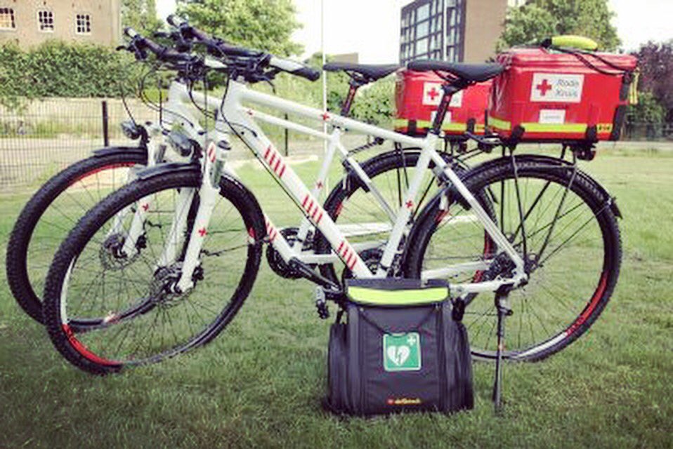 RodeKruisGO's tweet photo. Hoe sportief ben jij? Fiets jij met ons mee op 5-7 juni? 🚴🏻‍♀️🚴🏿‍♂️🚴🏽‍♂️🚴🏽‍♀️🚴🏻‍♀️ https://t.co/lespdL9NNl #fietsen #fietsdriedaagse #rodekruis #sommelsdijk #trotsopflakkee #tof https://t.co/SgaDZIwcOq