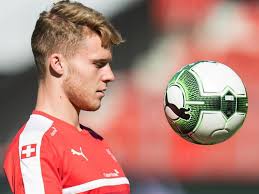 Nico Elvedi - Suíça 

#WorldCup2018 #CopaDoMundo2018