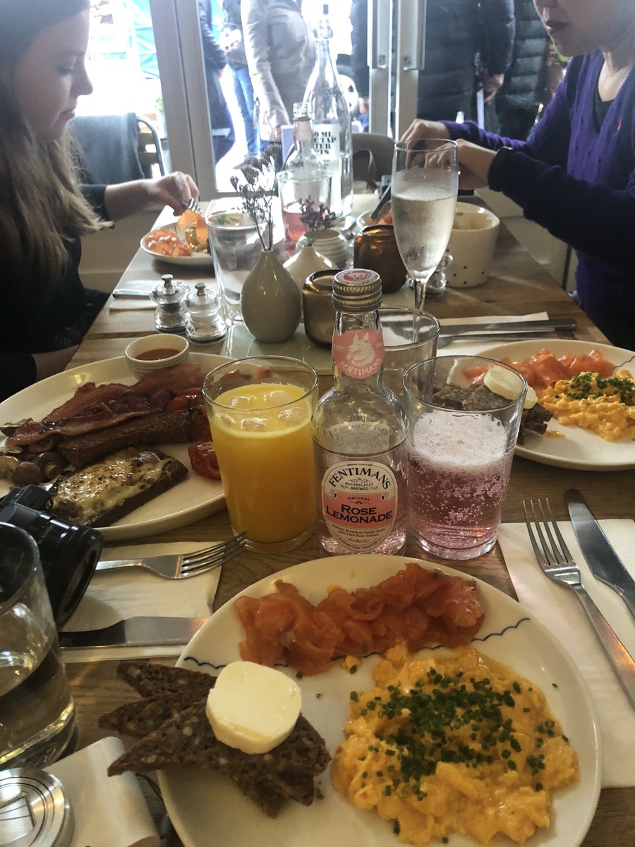 AshleeMoyo's tweet photo. #BrunchingBloggers in April was so much fun! Thanks to the sweethearts came along, hope you enjoyed yourself as much as we did βΊοΈπ
#BrunchingBloggers will back in July βΊοΈπ https://t.co/r7fxcwCOgV