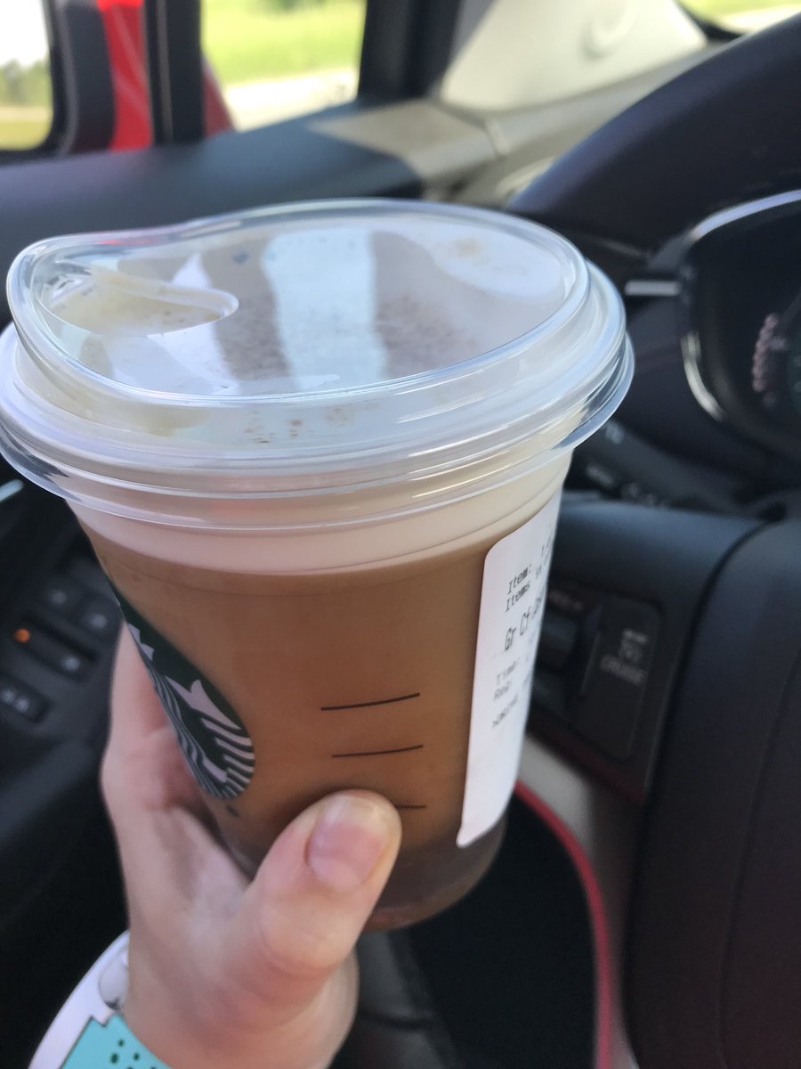 SarahRiveraSTEM's tweet photo. A hot 10 miles of trail pain this morning with some fantastic gals followed by finding out that @Starbucks is going #strawfree! #runallthetrails #thisissummerbreak https://t.co/Lfwdiqteej