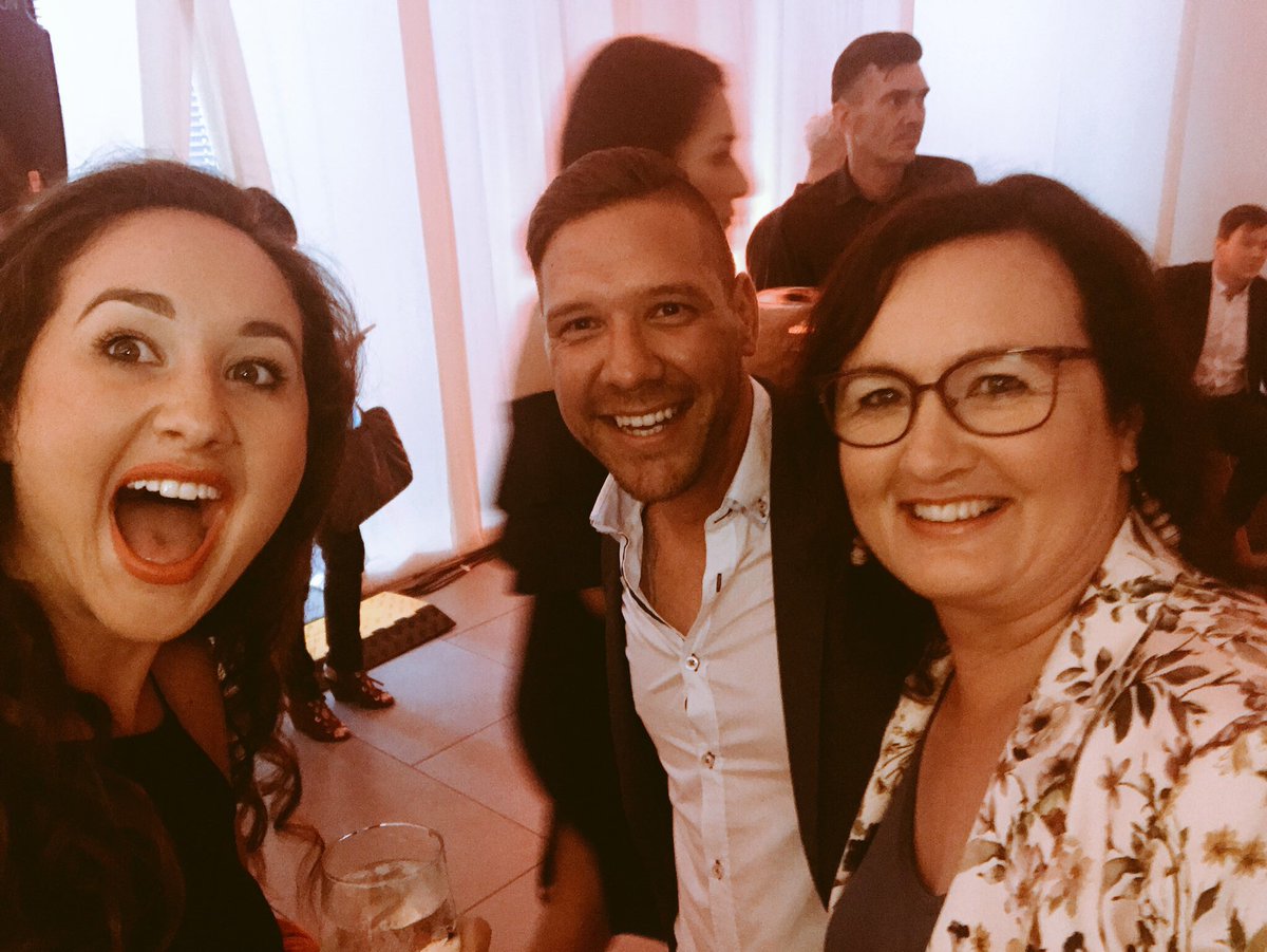 louzellombard's tweet photo. So many good memories from #MKRSA ! Can’t wait to see what the second season contestants will do 🍷 Hope they all turn out the good friends we have #MKR #MyKitchenRules @MNet @lanilombard_ https://t.co/XlAipebfvj