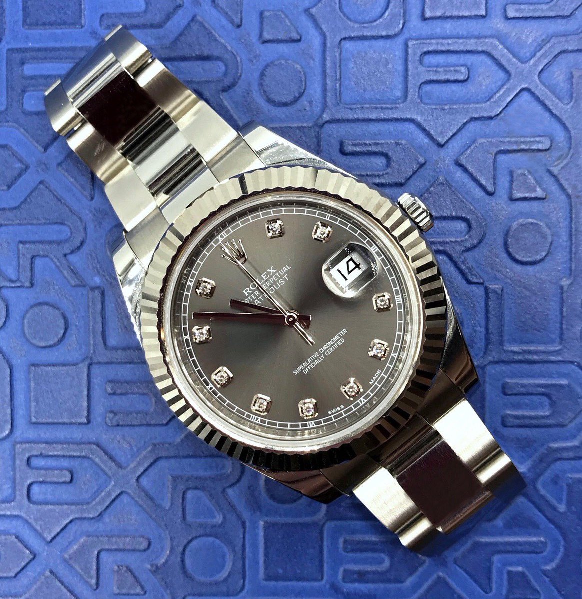 watchlinkaz's tweet photo. It’s A Datejust Day! 💙 #shopwatchlink #rolex #datejust #diamonddial #diamonds #stainlesssteel https://t.co/l92NIc0EUx