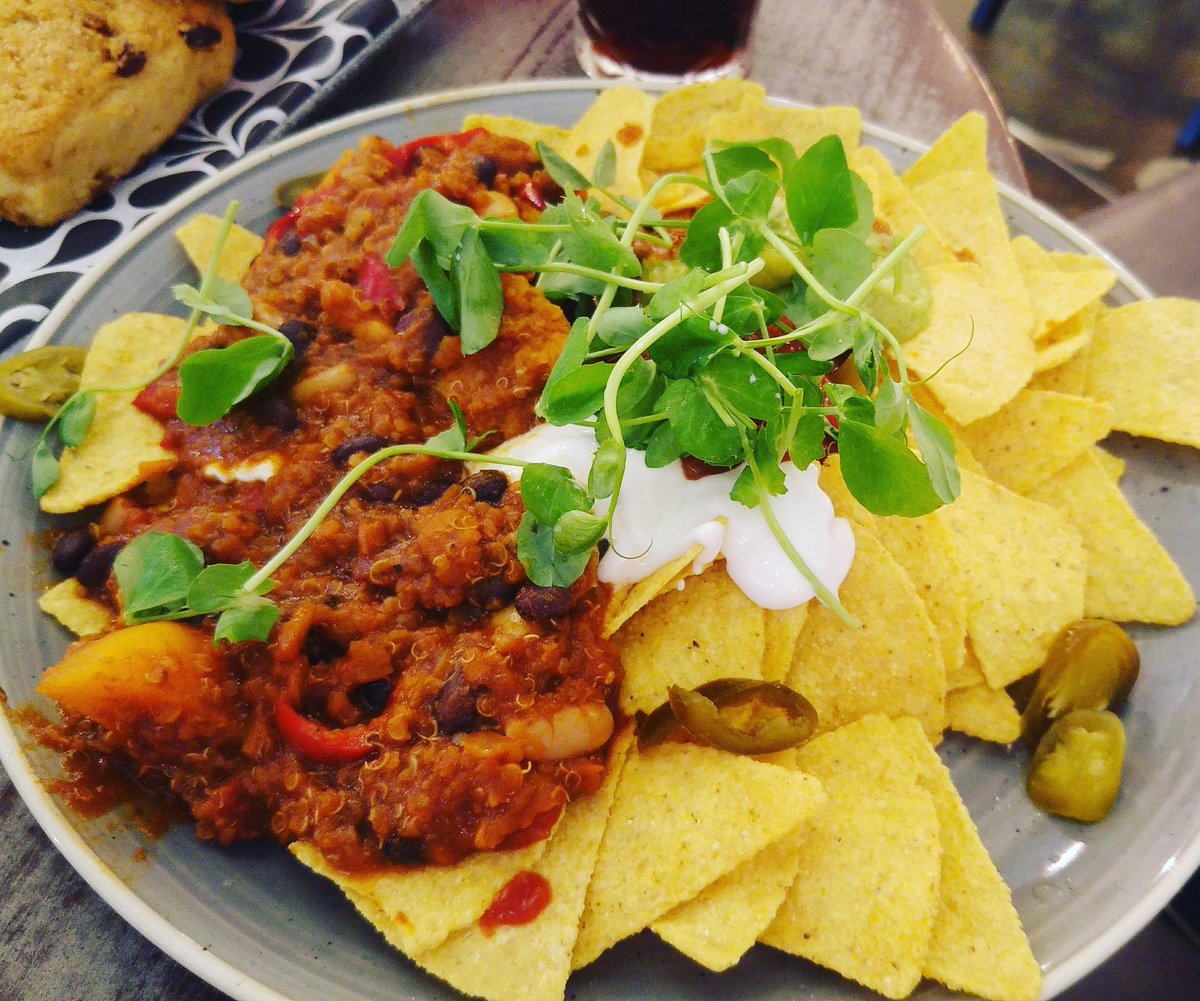 slug-and-lettuce-slugbrum-twitter