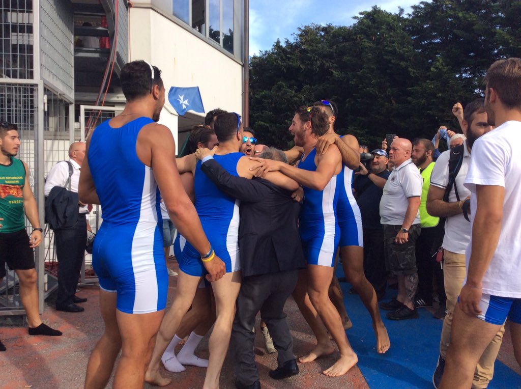 GenovaEventi's tweet photo. Amalfi vince la 63a Regata delle Antiche Repubbliche Marinare d'Italia🏆, per il #teamGenova il secondo posto🥈! https://t.co/7NmwioQD4Y