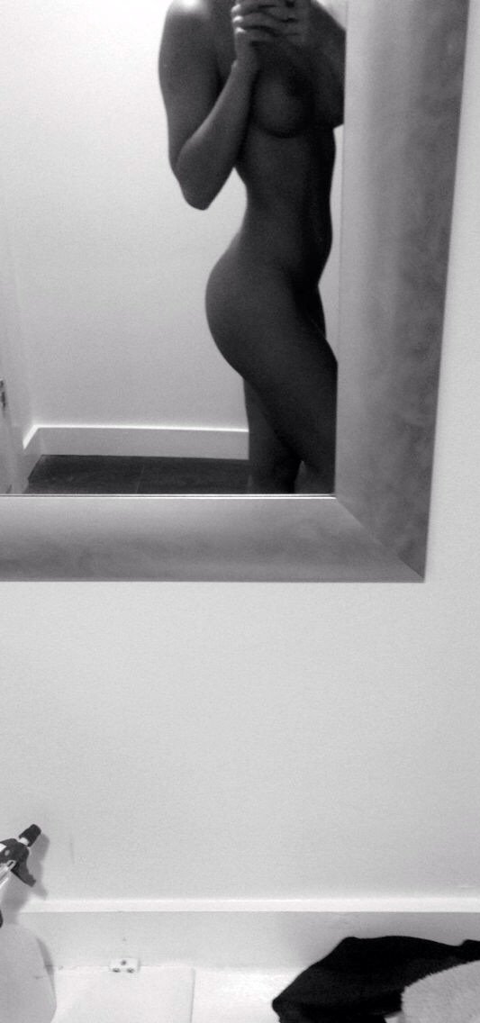 fuberuk's tweet image. Who wants to play?... 💋 #SundayFunday #AdultWork #paytoplay