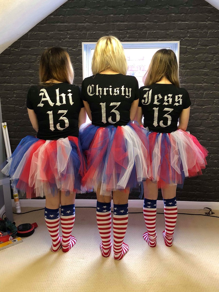 _newromantic22's tweet photo. Cannot wait to see @taylorswift13 in 5 days! 🙊🙊 Friday 8th June 2018! BLOCK 102, ROW T, seats 41,42,43 🙋🏼‍♀️#repuationStadiumTour #repTourManchester https://t.co/QjtKAZJD67