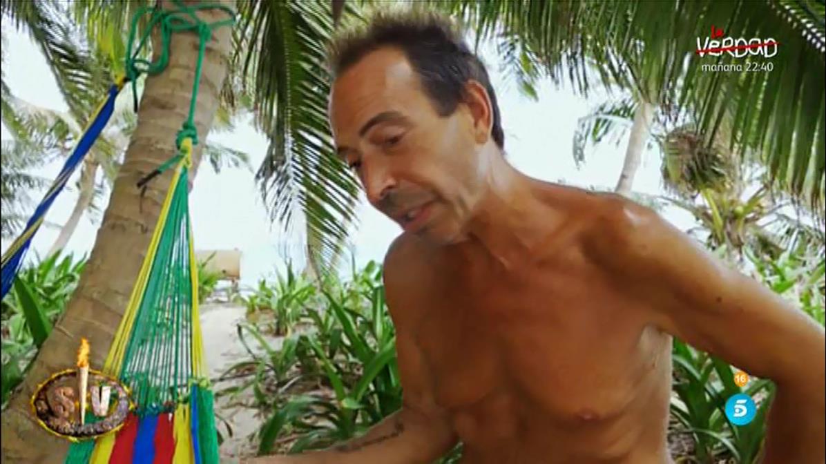 Supervivientes's tweet photo. Tensión entre @HugoPaz45 y @maestro_joao por el cambio de comida. ¿A quién apoyas?

🔁 Voy con Joao
❤ Apoyo a Hugo

> https://t.co/0FBgMJbayp | #ConexiónHonduras12 https://t.co/CoE94weAVr