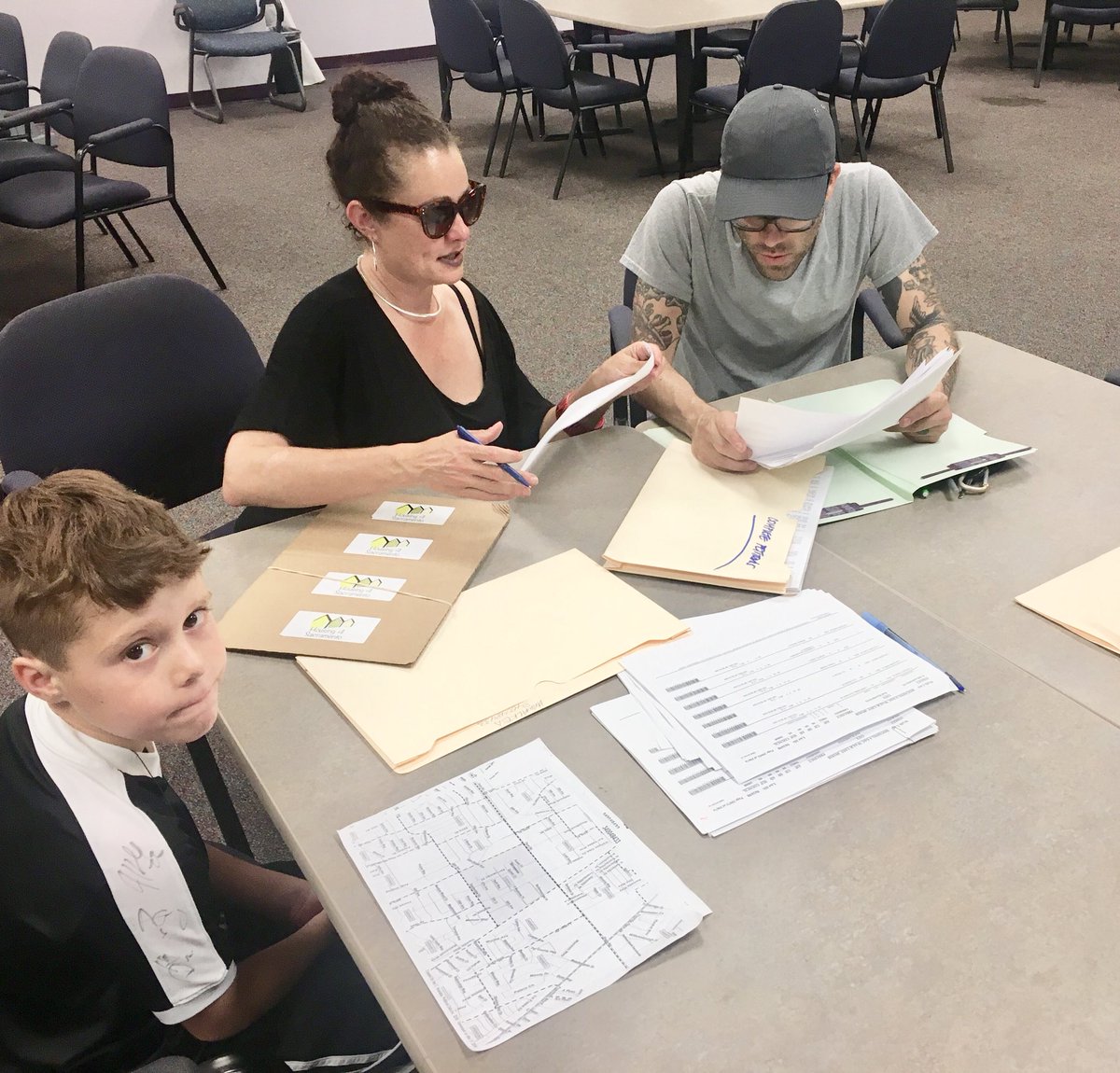 TamieDramer's tweet photo. It’s a busy day in multiple universes! Thank you to everyone who hits the streets canvassing on a HOT Saturday in June to help Sacramento become the best place it can be! #RentStabilizationNow #StopRentGouging! @Housing4Sac https://t.co/zWolnRDUay