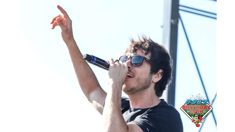 morganevansnews's tweet image. We love these photos of @Morgan_Evans performing at @B93dotcom Birthday Bash Yesterday. 📸 #B93Bash