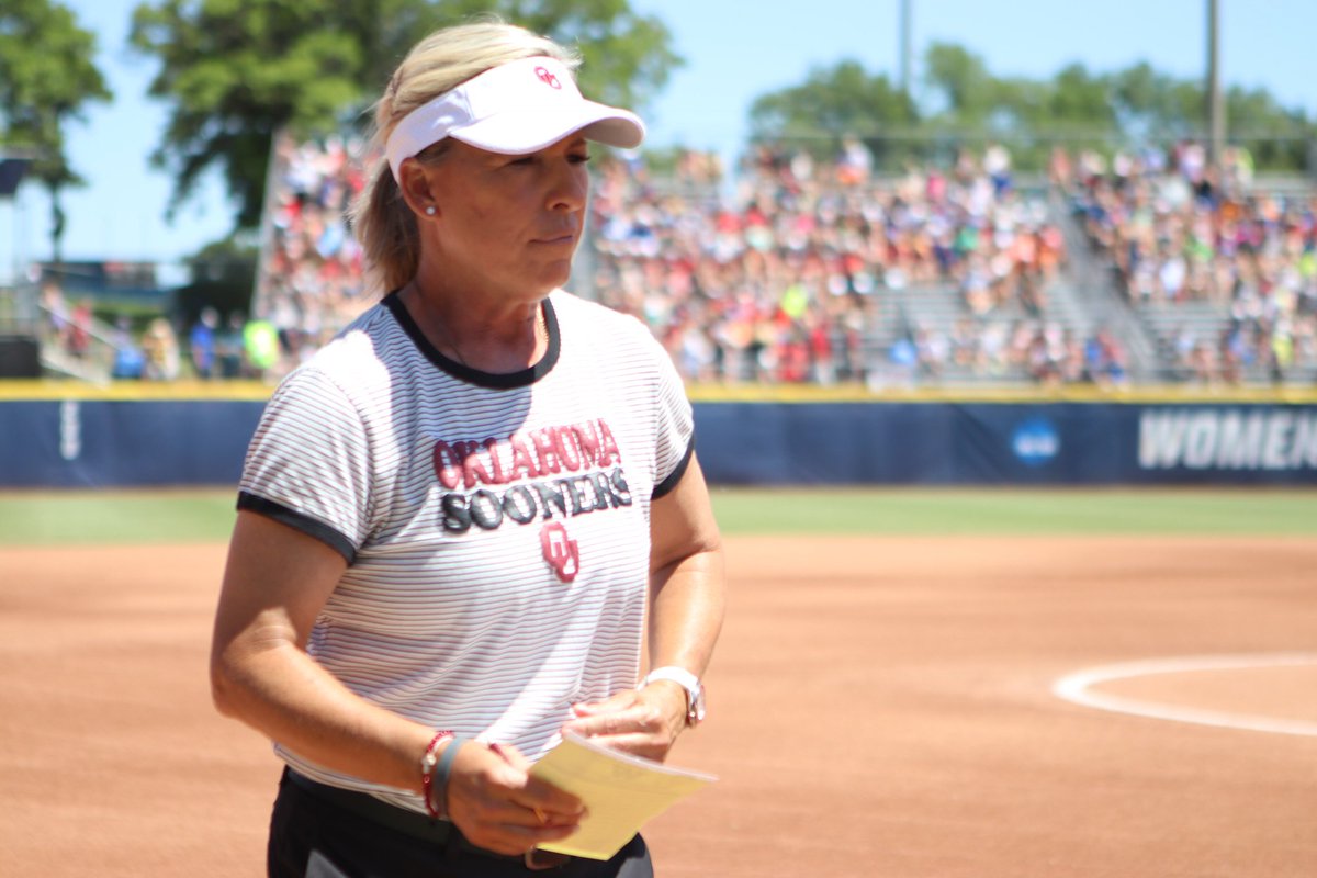 NCAASoftball's tweet photo. Women at the helm! 

For the first time, all head coaches in the #WCWS semifinals are female. https://t.co/1nvBfhxAQW