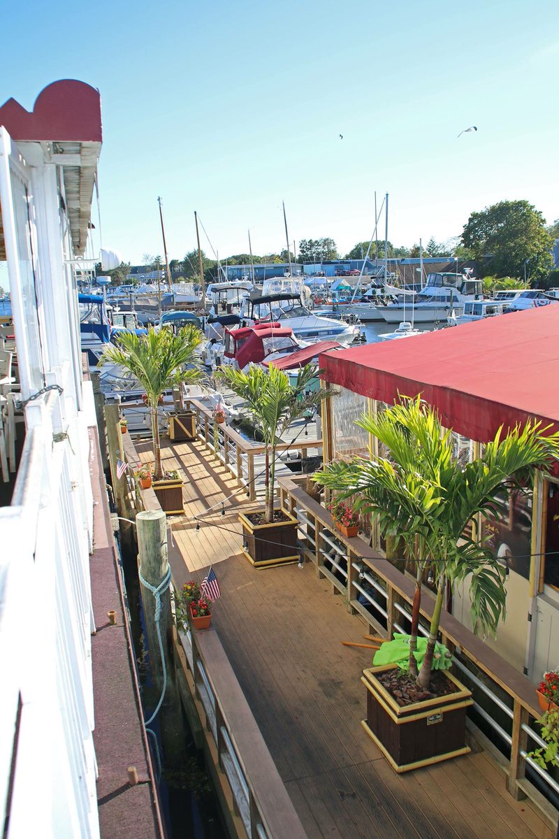 HarborCrabCo's tweet photo. Reggae on the River next to our boat the Barefoot Princess! The Next Level Band will be playing live all afternoon! 🦀🌴🦀🌴🦀 ⠀⠀⠀⠀⠀⠀⠀⠀⠀⠀⠀⠀ ⠀⠀⠀⠀⠀⠀⠀⠀⠀⠀⠀⠀ #HarborCrab #PatchogueRiver #Patchogue #ReggaeOnTheRiver #TheNextLevelBand https://t.co/kKseUqDv6E