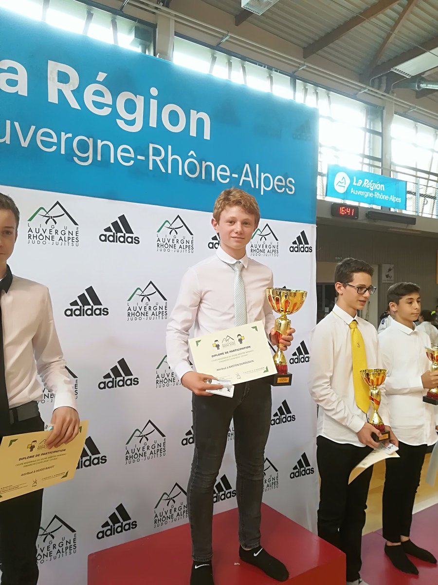 AinJudo's tweet photo. Bastien DUROUSSIN DU St Denis Dojo vainqueur de la coupe du jeune Arbitre Auvergne Rhône Alpes
@delphinegazar @delphalamo @nadphotocom @CreditAgricole https://t.co/6Z1kZTm7wD