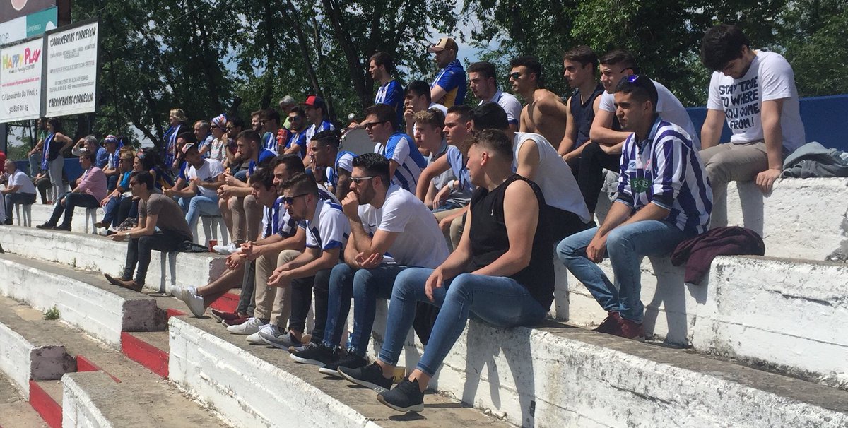 CulturalDurango's tweet photo. Ya estamos en casa. Desde @CulturalDurango dar las gracias a todos los que os habéis acercado hasta Alcalá a presenciar el partido de ida del Play Off. Todo por decidirse en Tabira el sábado a las 19:00 horas. Os esperamos a todos. Eskerrik asko Zaletasun 🔵⚪️🔵⚪️🔵⚪️🔵 https://t.co/O1uGnXtWJH