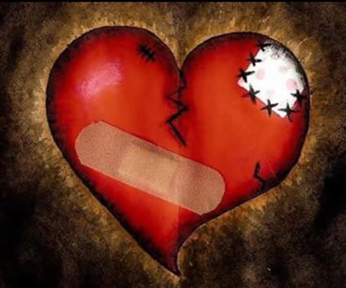 CastrejeA's tweet photo. ESSURE:Asi está el corazón de las afectadas y sus familias..Bayer?.Bayer no tiene corazón, solo cuenta de resultados, igual que muchos que a sabiendas y sin informar colocaron este dispositivo, en algún caso TRES..! https://t.co/sv3VVZ5vmU