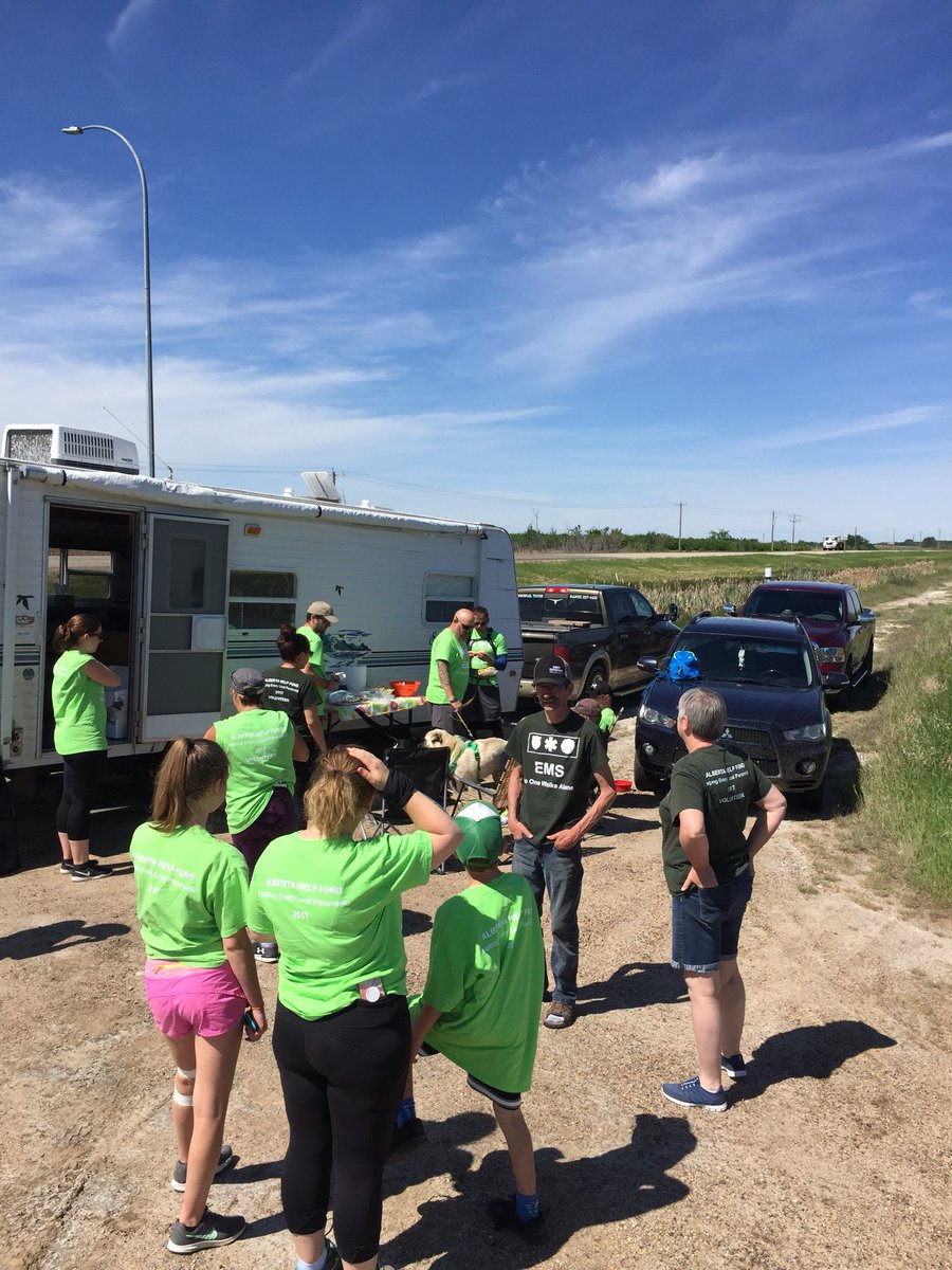 AlbertaEMS's tweet photo. 68km down! #noonewalksalone #psweek2018 https://t.co/jWRCZ3Aeuj