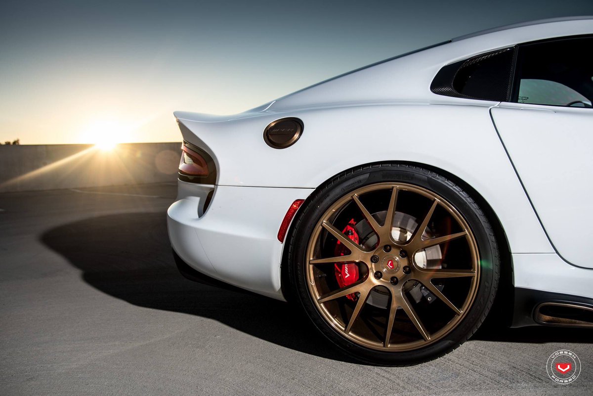 LeeAutoVN's tweet photo. Dodge Viper GTS x Vossen Forged VPS-306
📞 09.388888.90 - 0901.11.00.99
Contact us https://t.co/bibx0LBF3D
Page : 👉 Vossen Wheels Viet Nam
#Vossenwheels #vossen #vietnam #vossenwheelsvietnam #mamdo #mamvossen #leeauto https://t.co/8KZ4kYmMSd