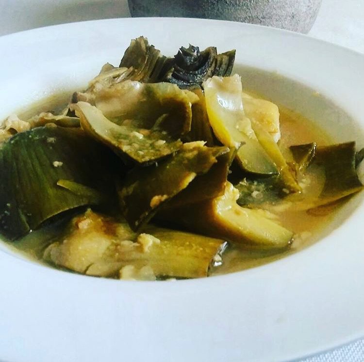 Alcachofas en salsa cenamosenmicasa.wordpress.com/2018/06/03/alc…