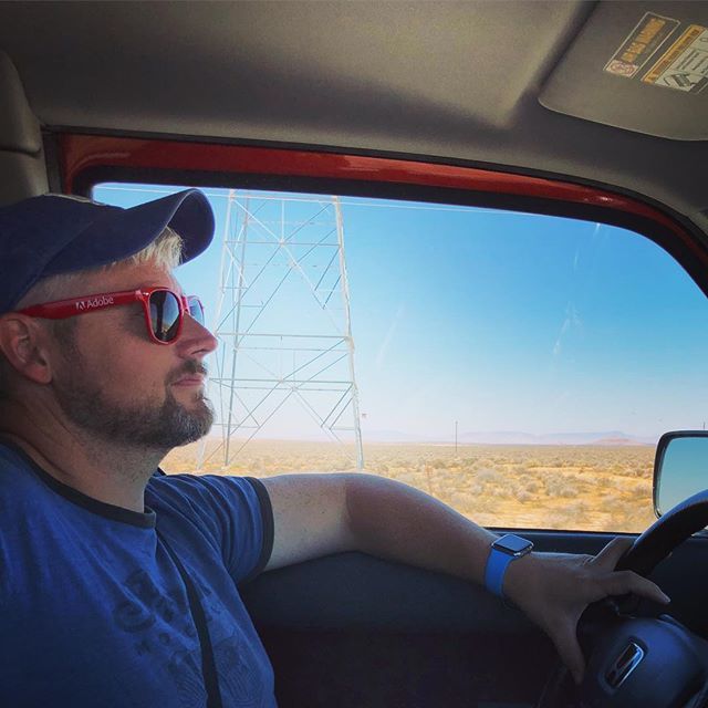 MainstayDesign's tweet image. Traveling man. #roadtrip 🚗🏕⛰🏔🗻 ift.tt/2LeVM3F