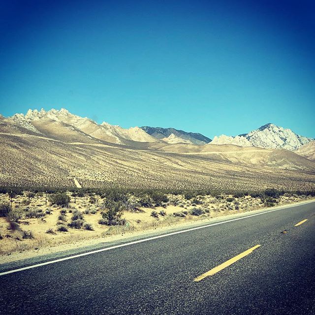 MainstayDesign's tweet image. Beautiful mountains.  Almost at #chinalake ift.tt/2JksEe7