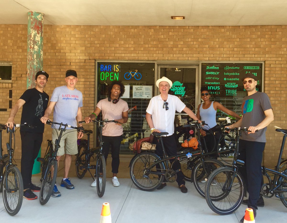 DBtodomundo's tweet photo. When we can, the #AmericanUtopia band bikes to explore the cities where we perform. The rewards are immense and wide-ranging... but mostly it's just more fun! #June3WorldBicycleDay @UN @ternbicycles https://t.co/yxqmeadLG6