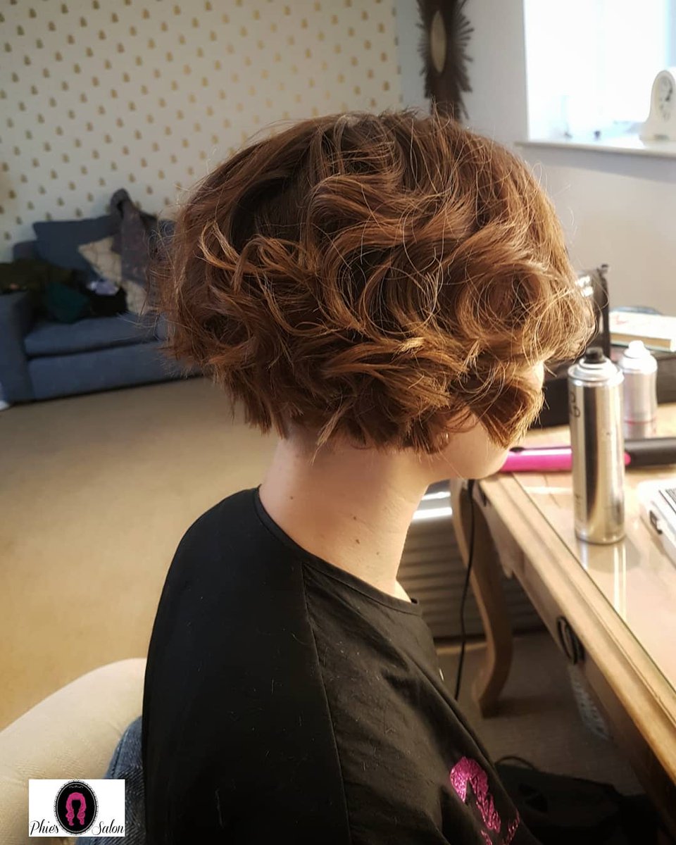PhiesSalon's tweet photo. #weddinghair #bride #bridesmaid #southfarm #cambridge https://t.co/PN4g1cxXjk