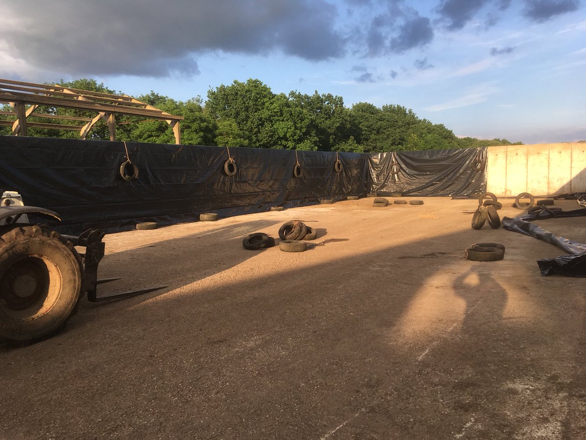 JHubbardandson's tweet photo. @philmucker ...it’s that time again ...#silage2018 ...any chance of a hand sheeting up tomorrow evening ...? #smellytyres https://t.co/JA6vPKTkZO