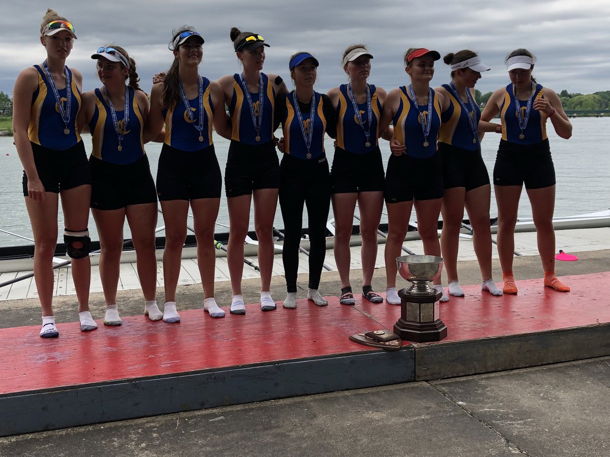 rowCSSRA's tweet photo. Congrats ELCrossley 🥇@TCWilliamsCrew 🥈@branksomehall 🥉Sr Wom 8 #CSSRA2018 https://t.co/0r6AMxCnrQ