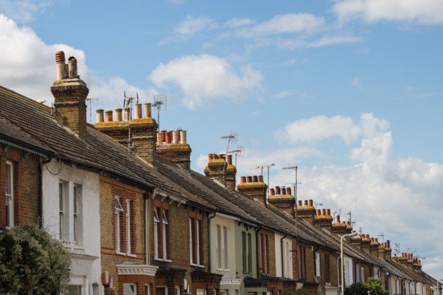 vincentburch's tweet photo. Are you prepared for the changes in licensing legislation for HMO landlords? https://t.co/MKYIlBBNGW https://t.co/d7nbP4G4Db