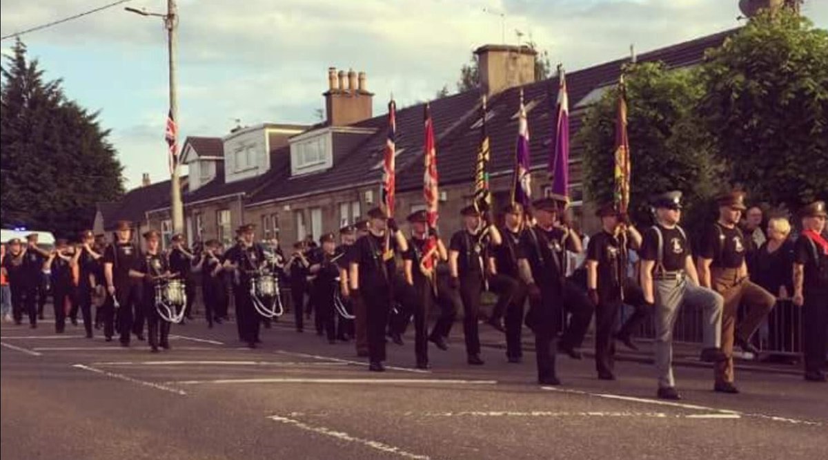JimmyL1912's tweet photo. The daddies, Greengairs Thistle #ThatsWhy #Fourstep https://t.co/X9tulxF4u9
